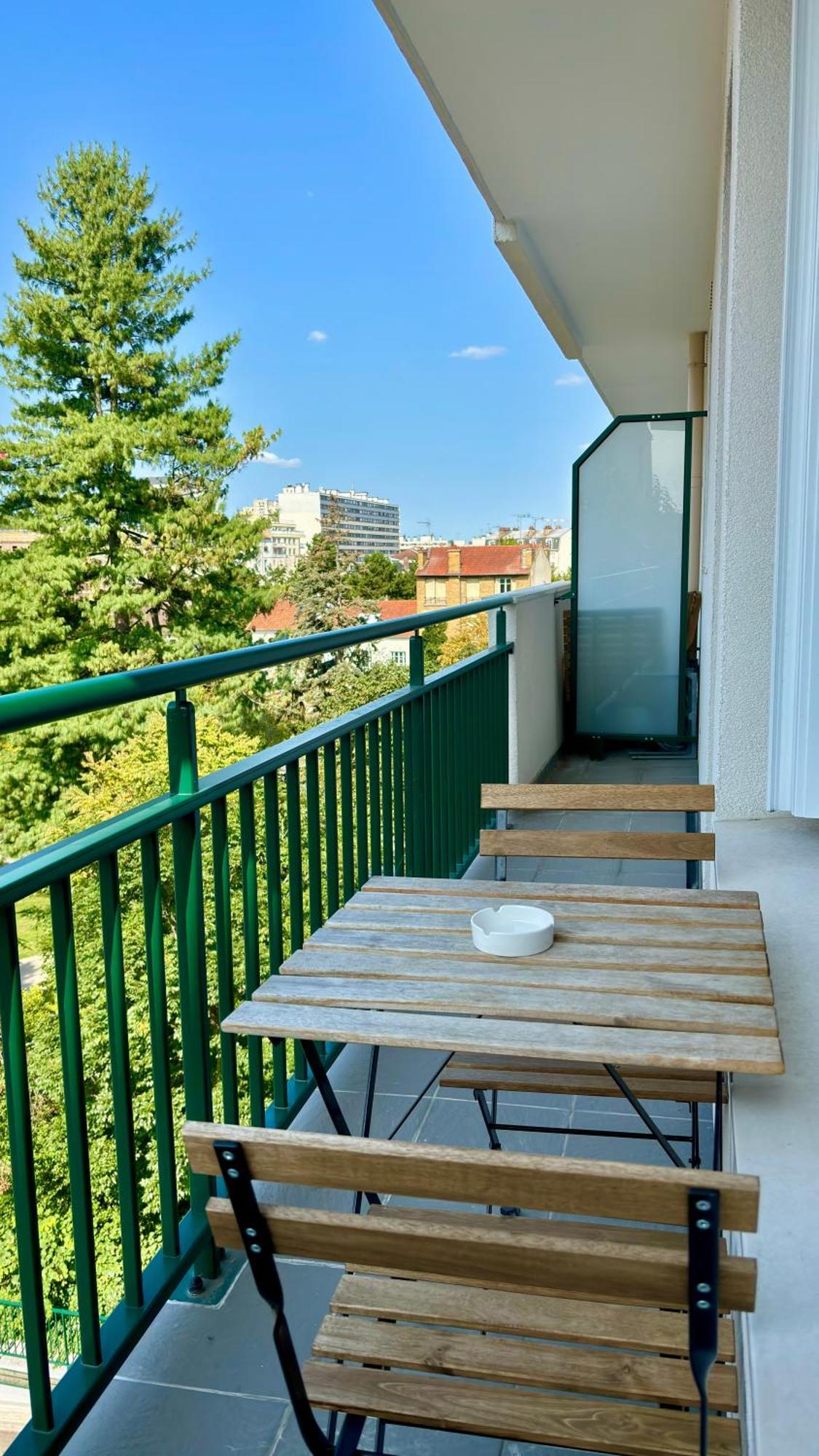 Beau Studio Cosy Et Calme - Face A La Gare De Rosny-Sous-Bois - 20Mn De Paris Et Disneyland Esterno foto