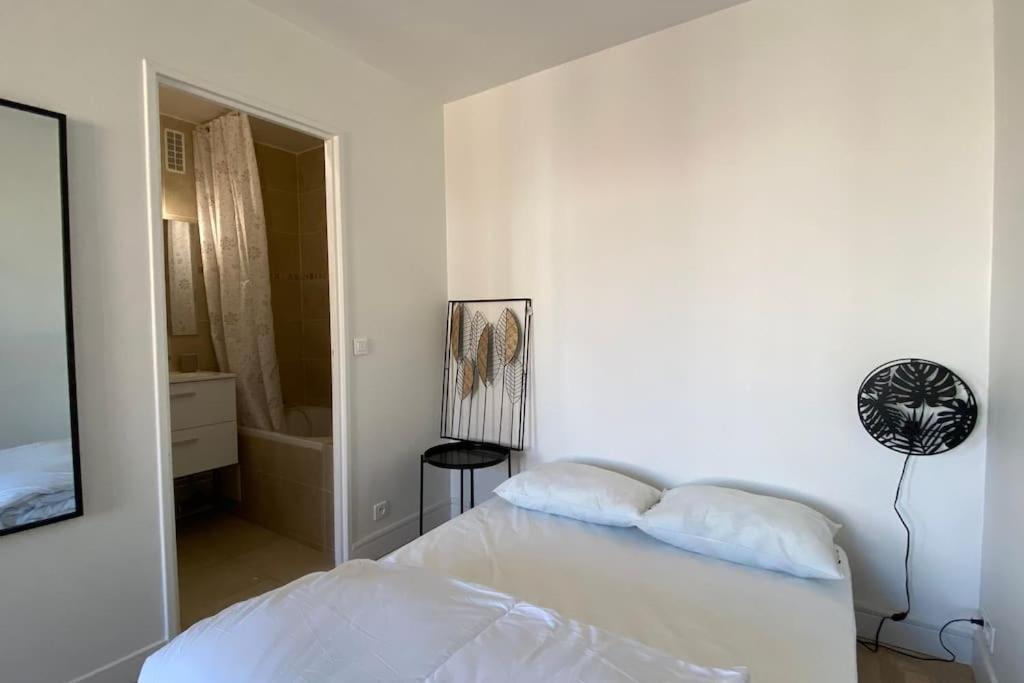 Beau Studio Cosy Et Calme - Face A La Gare De Rosny-Sous-Bois - 20Mn De Paris Et Disneyland Esterno foto