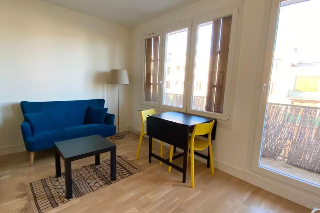 Beau Studio Cosy Et Calme - Face A La Gare De Rosny-Sous-Bois - 20Mn De Paris Et Disneyland Esterno foto